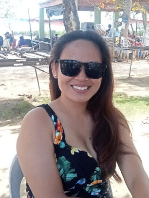 Whitney kris profile photo